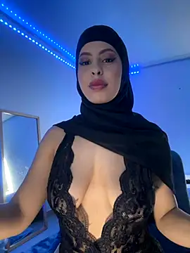 Snapshot of JannaNader12 chatting on September 17, 2025, 11:07 pm JannaNader12 online show from September 17, 2025, 11:07 pm