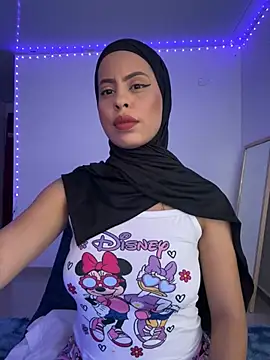 Snapshot of JannaNader12 chatting on February 20, 2025, 11:54 pm JannaNader12 online show from February 20, 2025, 11:54 pm