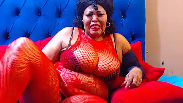 Snapshot of ebonycandy10 chatting on December 18, 2025, 2:21 pm ebonycandy10 online show from December 18, 2025, 2:21 pm