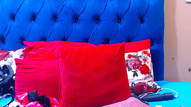 Snapshot of ebonycandy10 chatting on November 20, 2025, 5:08 am ebonycandy10 online show from November 20, 2025, 5:08 am