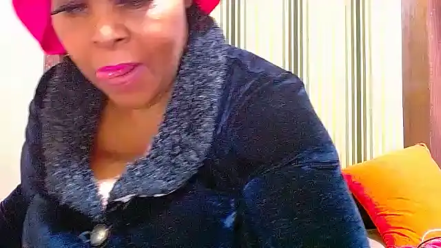 Snapshot of ebonycandy10 chatting on December 2, 2025, 6:09 pm ebonycandy10 online show from December 2, 2025, 6:09 pm