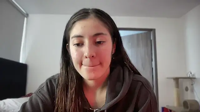 Snapshot of Princ3ssgabi chatting on October 22, 2025, 7:57 pm Princ3ssgabi online show from October 22, 2025, 7:57 pm