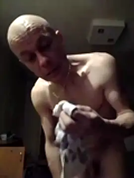 Snapshot of Ostry9333 chatting on December 3, 2025, 11:58 pm Ostry9333 online show from December 3, 2025, 11:58 pm