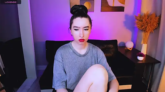 Lily xBabe online show from May 24, 2026, 9:31 am