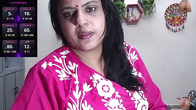 Sexy komolika online show from October 1, 2025, 3:38 pm