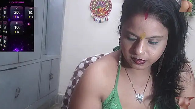 Sexy komolika online show from September 18, 2025, 10:51 am