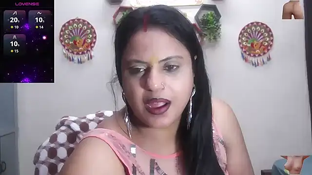 Sexy komolika online show from September 13, 2025, 3:34 pm