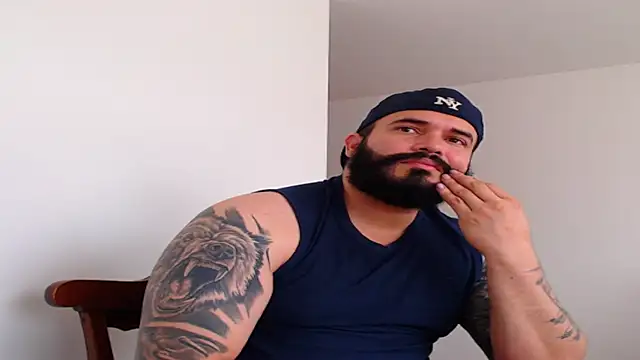 alexandergranda71 online show from March 4, 2025, 3:15 pm