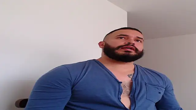 alexandergranda71 online show from January 31, 2025, 3:44 pm