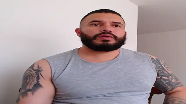 alexandergranda71 online show from January 31, 2025, 8:01 pm