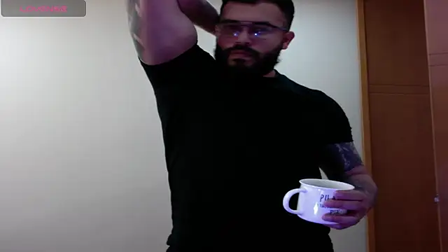 alexandergranda71 online show from October 2, 2025, 3:26 pm