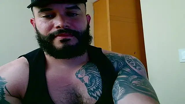 alexandergranda71 online show from October 17, 2025, 8:54 pm