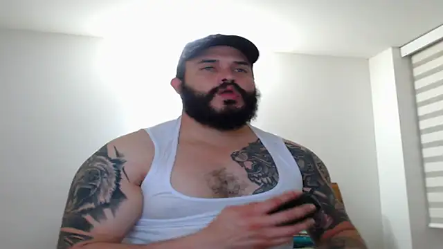 alexandergranda71 online show from March 19, 2025, 12:04 am