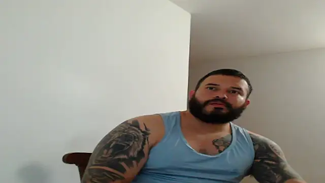 alexandergranda71 online show from February 23, 2025, 4:35 pm