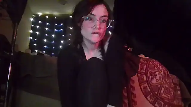 EyaDivine1 online show from September 30, 2025, 3:34 am