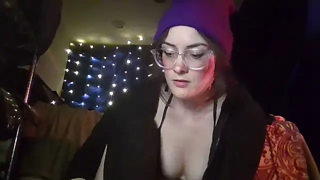 EyaDivine1 online show from December 2, 2025, 4:14 am