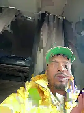 Danypapi online show from April 27, 2026, 12:47 pm