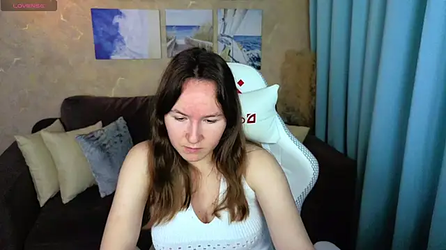 Little doll meow online show from December 3, 2025, 3:07 am