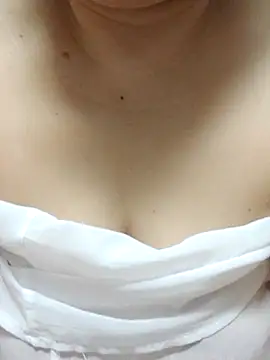 Snapshot of tiantian1118 chatting on March 20, 2025, 7:25 pm tiantian1118 online show from March 20, 2025, 7:25 pm