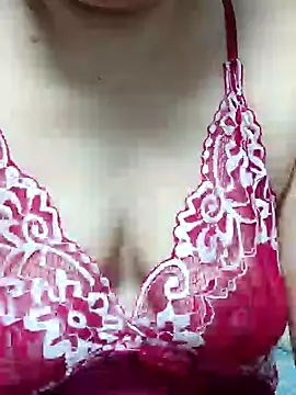 Snapshot of tiantian1118 chatting on February 11, 2025, 3:40 pm tiantian1118 online show from February 11, 2025, 3:40 pm