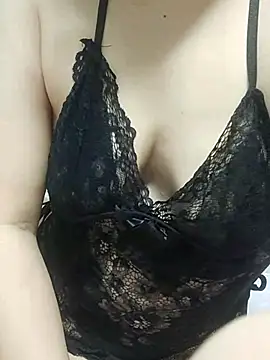 Snapshot of tiantian1118 chatting on March 7, 2025, 3:49 pm tiantian1118 online show from March 7, 2025, 3:49 pm