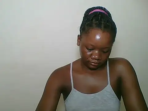 HotJeylee online show from June 14, 2026, 9:43 am