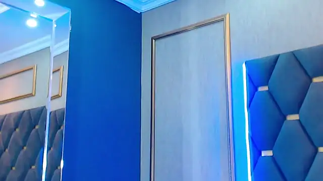 Snapshot of ThaniaJones chatting on November 8, 2025, 12:09 pm ThaniaJones online show from November 8, 2025, 12:09 pm