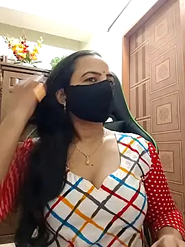 Snapshot of Payel-Sen chatting on January 7, 2026, 5:40 pm Payel-Sen online show from January 7, 2026, 5:40 pm