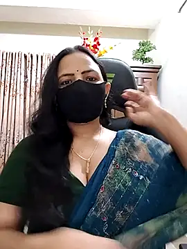 Snapshot of Payel-Sen chatting on April 26, 2026, 4:48 pm Payel-Sen online show from April 26, 2026, 4:48 pm