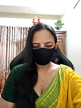 Snapshot of Payel-Sen chatting on April 17, 2026, 6:00 pm Payel-Sen online show from April 17, 2026, 6:00 pm