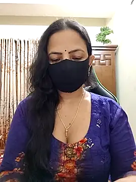 Snapshot of Payel-Sen chatting on April 25, 2026, 7:00 pm Payel-Sen online show from April 25, 2026, 7:00 pm
