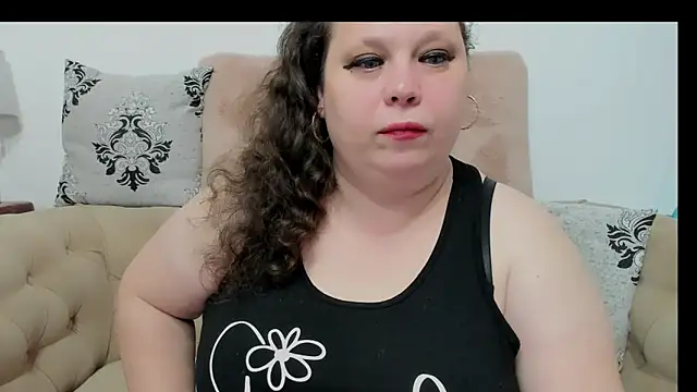 Snapshot of KarolineJoyy chatting on April 5, 2026, 6:58 pm KarolineJoyy online show from April 5, 2026, 6:58 pm