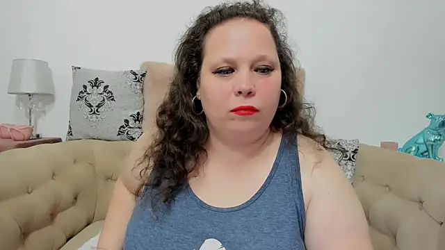 Snapshot of KarolineJoyy chatting on March 15, 2026, 7:32 pm KarolineJoyy online show from March 15, 2026, 7:32 pm