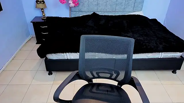 Snapshot of Lana_stone_ chatting on October 21, 2025, 3:17 am Lana stone online show from October 21, 2025, 3:17 am