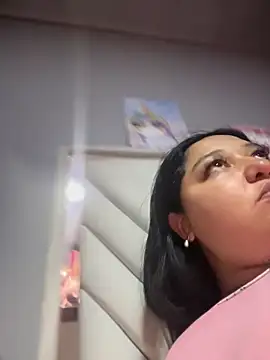 Kym Owens online show from December 16, 2025, 3:55 am