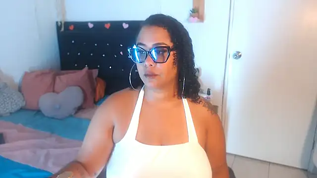 Snapshot of ebony_Exotica chatting on March 7, 2025, 10:32 pm ebony Exotica online show from March 7, 2025, 10:32 pm