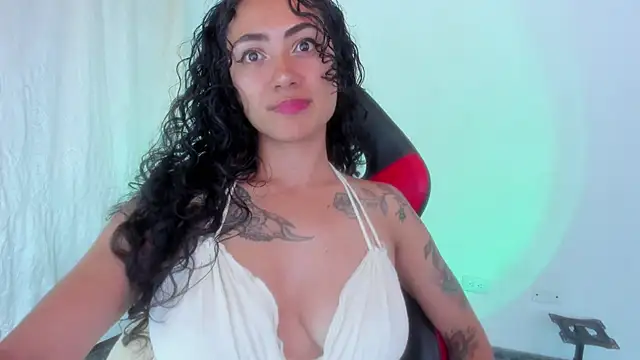 Snapshot of paula_brunette chatting on October 25, 2025, 3:49 am paula brunette online show from October 25, 2025, 3:49 am