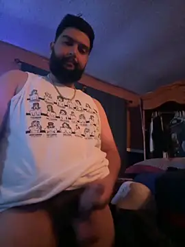 bigdickgio6923 online show from November 10, 2025, 7:13 am