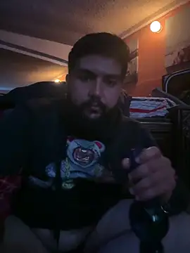 bigdickgio6923 online show from March 18, 2026, 11:16 pm