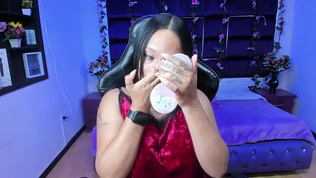 sweelanna   online show from March 9, 2025, 2:50 am