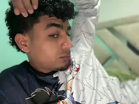 dominic brandd23 online show from September 15, 2025, 11:38 pm