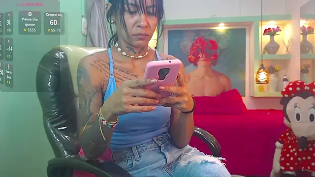 Snapshot of lorenapinto chatting on May 16, 2026, 2:10 am lorenapinto online show from May 16, 2026, 2:10 am