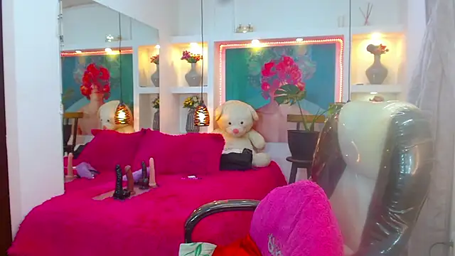 Snapshot of lorenapinto chatting on October 9, 2025, 2:45 am lorenapinto online show from October 9, 2025, 2:45 am