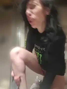 freyamoret online show from March 24, 2026, 4:45 am