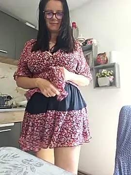 Snapshot of KristenVega chatting on May 15, 2026, 12:03 pm KristenVega online show from May 15, 2026, 12:03 pm