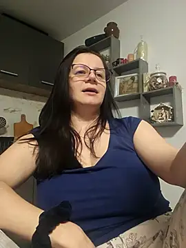 Snapshot of KristenVega chatting on January 31, 2026, 7:12 pm KristenVega online show from January 31, 2026, 7:12 pm