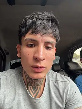  Tomy08calderon online show from December 18, 2025, 6:23 pm