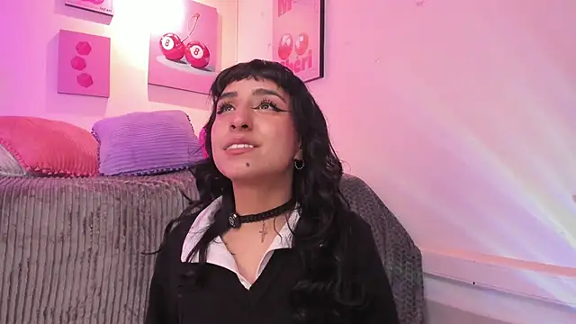 Snapshot of MaveParks_ chatting on February 16, 2026, 11:53 am MaveParks online show from February 16, 2026, 11:53 am