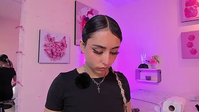 MaveParks  online show from December 17, 2025, 11:37 am