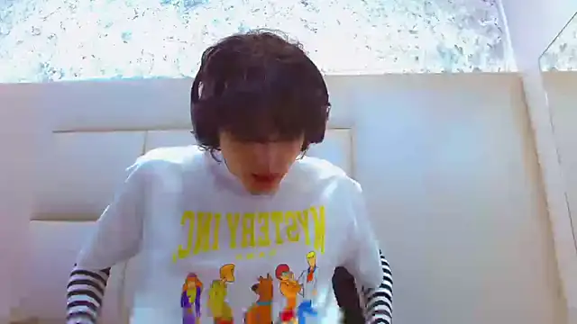 Sr BonnyEthan online show from February 27, 2026, 1:00 pm